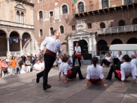 ΕΛΛΗΝΙΚΗ ΚΟΙΝΟΤΗΤΑ ΠΑΡΜΑΣ ΚΑΙ ΡΕΤΖΙΟ ΕΜΙΛΙA (ΙΤΑΛΙΑ) VERONA - FESTIVAL INTERNAZIONALE "TOCATI" 25/26/27 Settembre 2009.